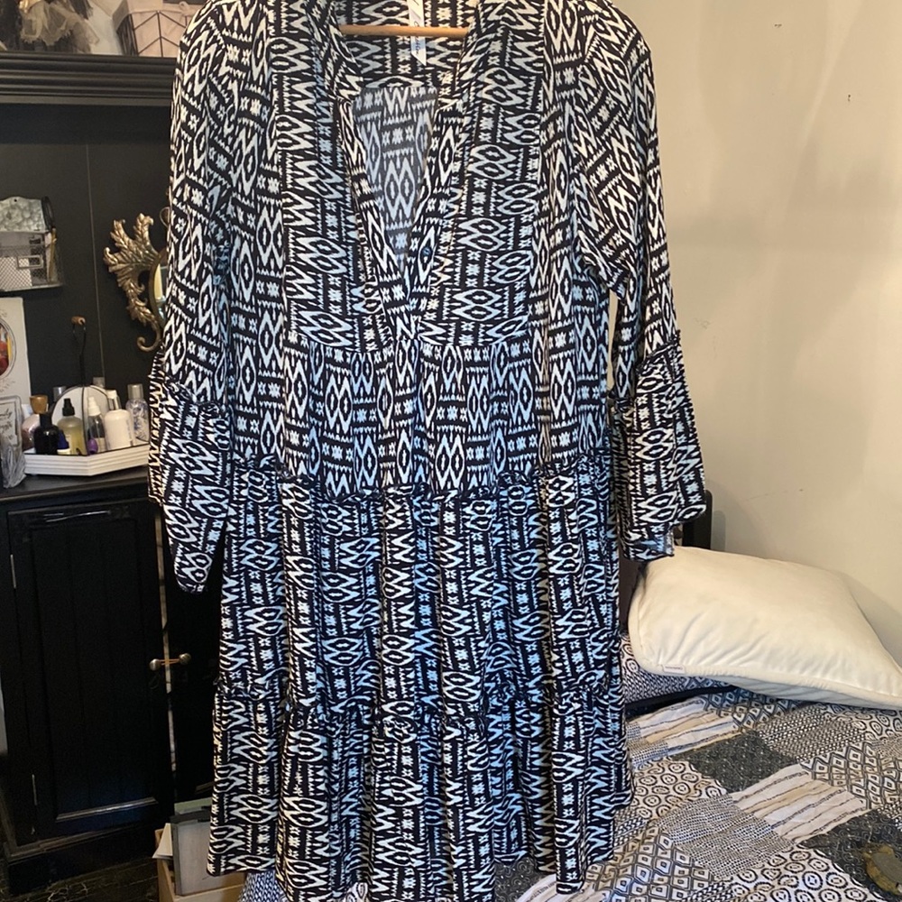 Cream/ Black fun dress